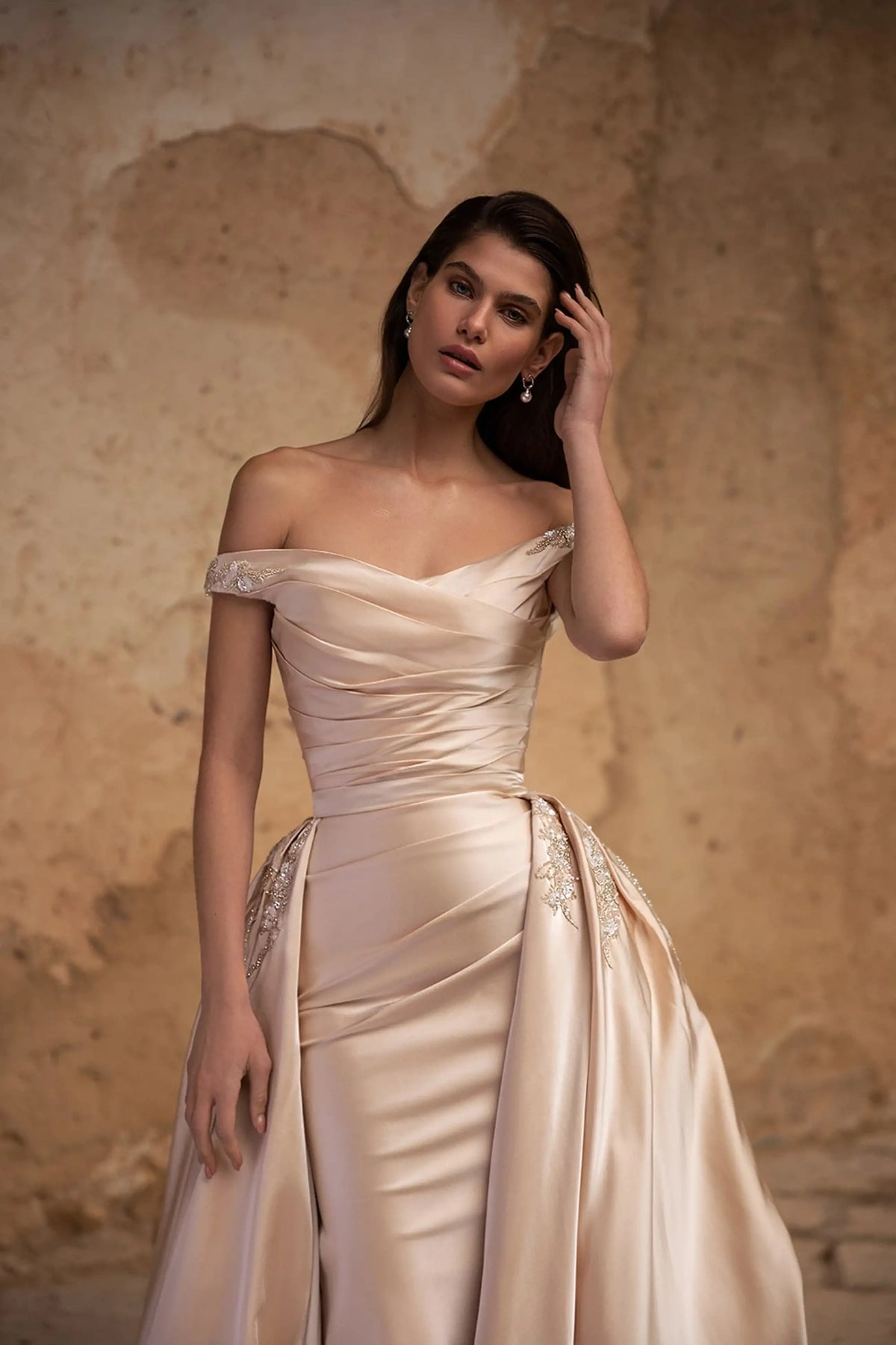 Venus dress and overskirt