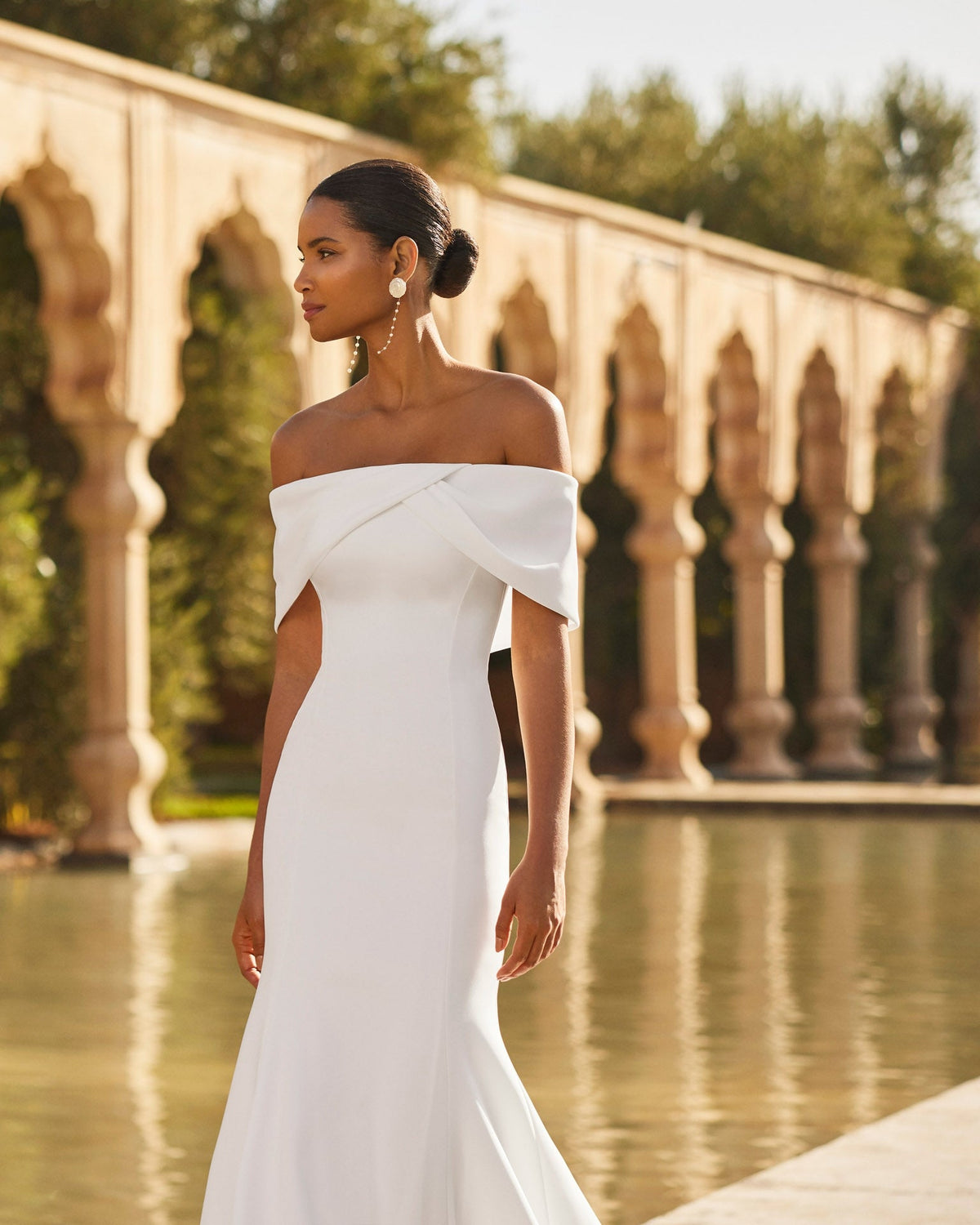 Odon dress and plain collar