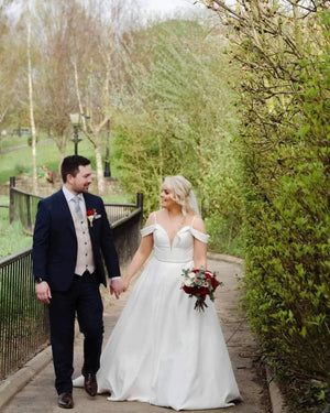 Bridal dress thumbnail