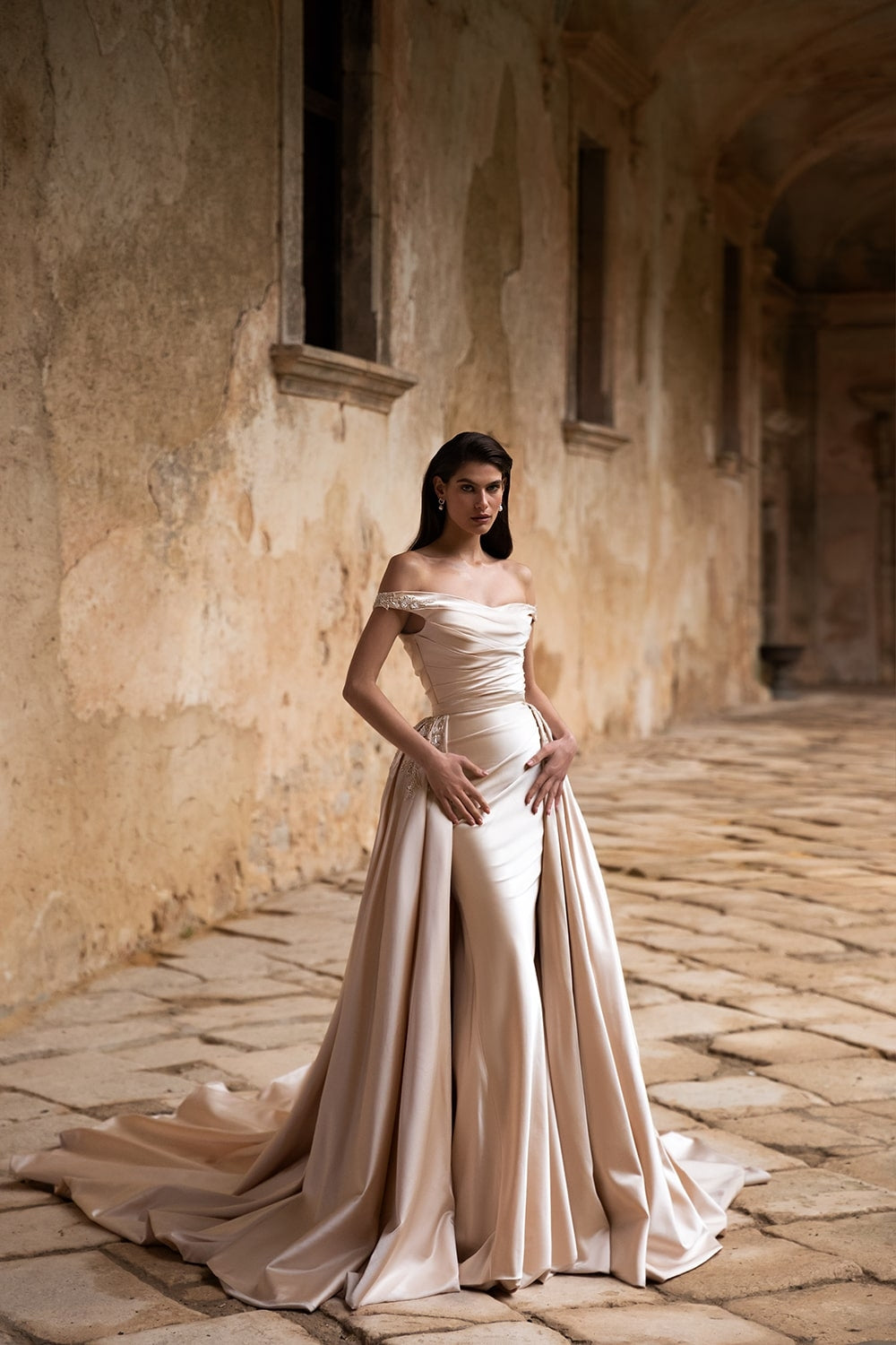 Venus with overskirt