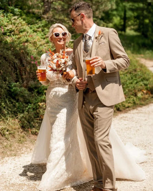 Bridal dress thumbnail