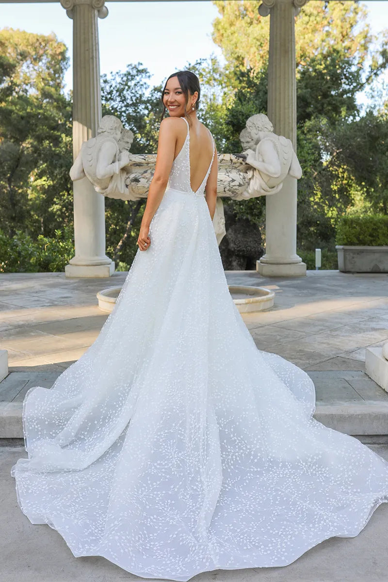 D3858