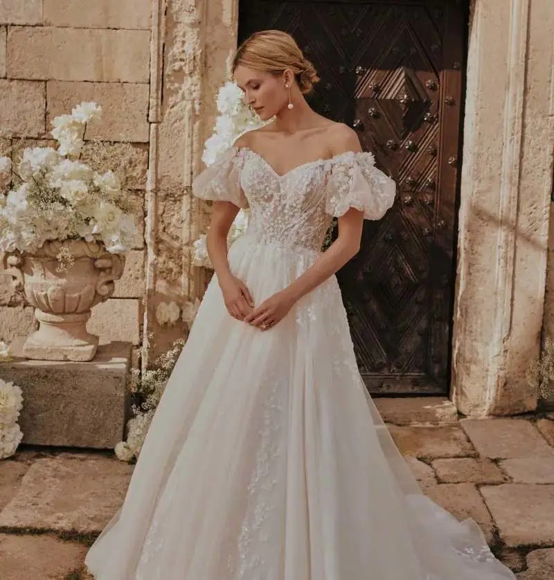 Five Amazing Off-Shoulder Wedding Dresses Image