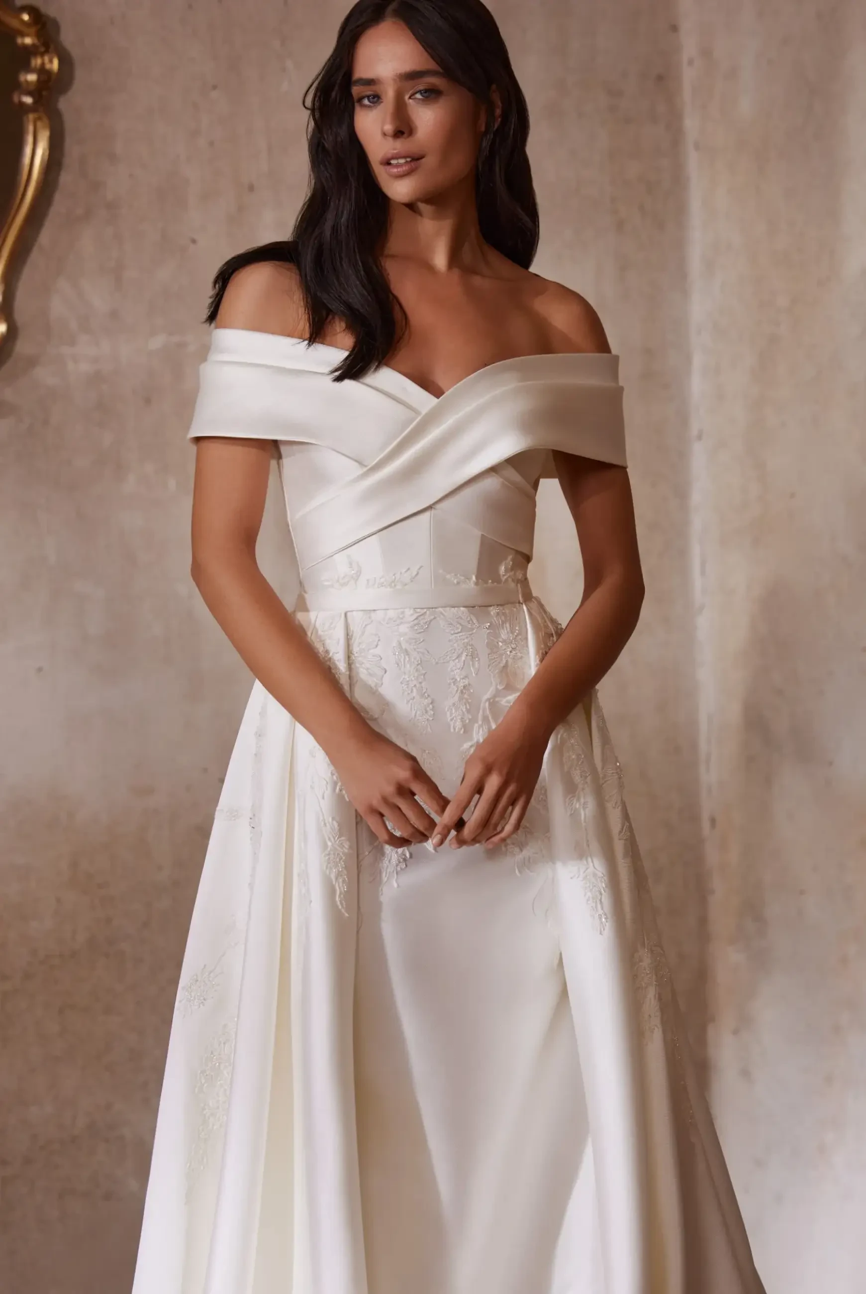 Sleeves or Strapless? How to Choose a Neckline That Flatters You Image