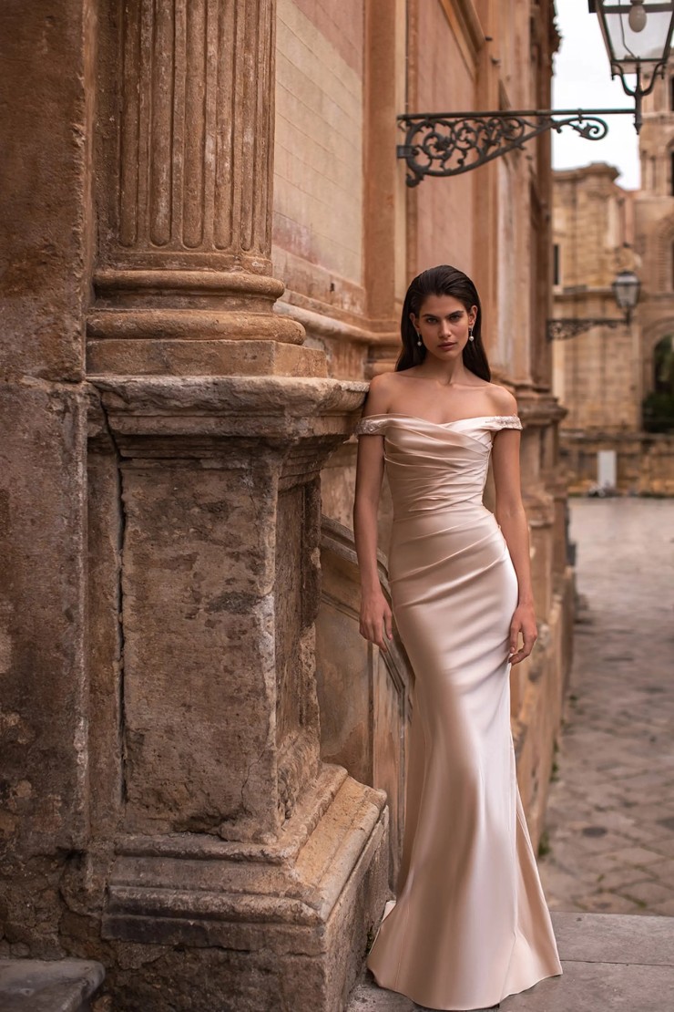 Eva Lendel Style #Venus Default Thumbnail Image