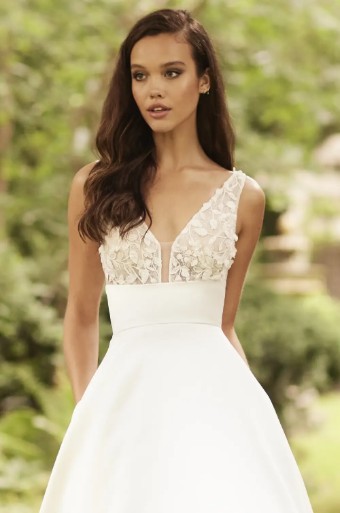 Paloma Blanca Style #P5078 #2 thumbnail
