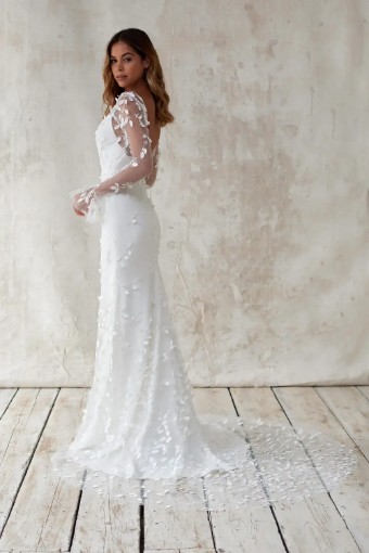 Love and Liberty Style #Olivia V-2 #1 Ivory thumbnail