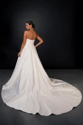 Martina Liana Style #2062 #1 Ivory thumbnail